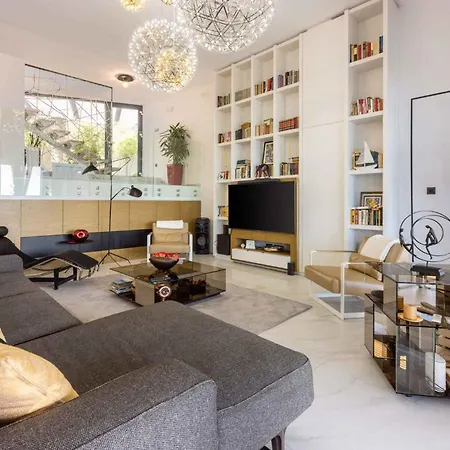 In 39428 Villa